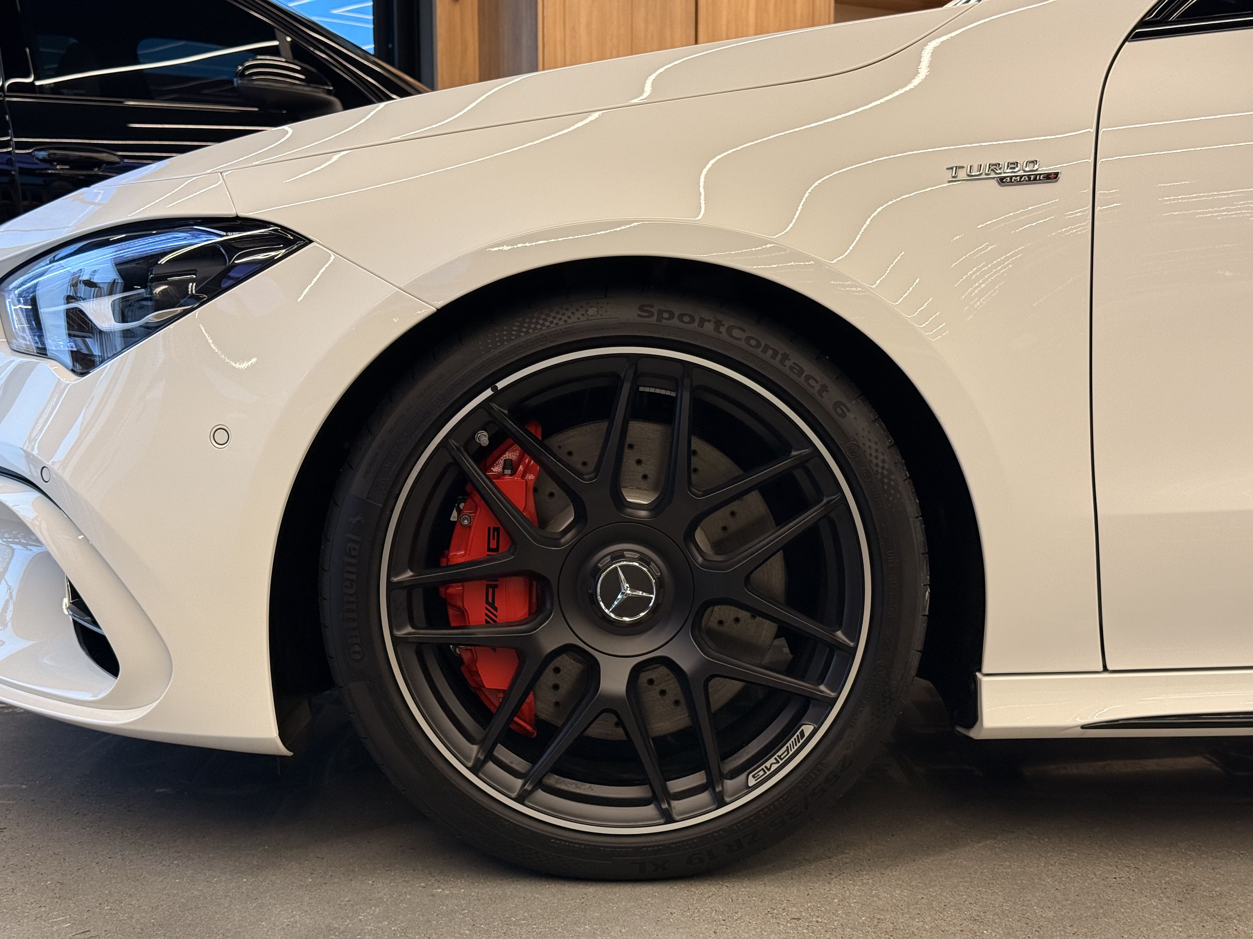 Mercedes-Benz CLA-45 2026