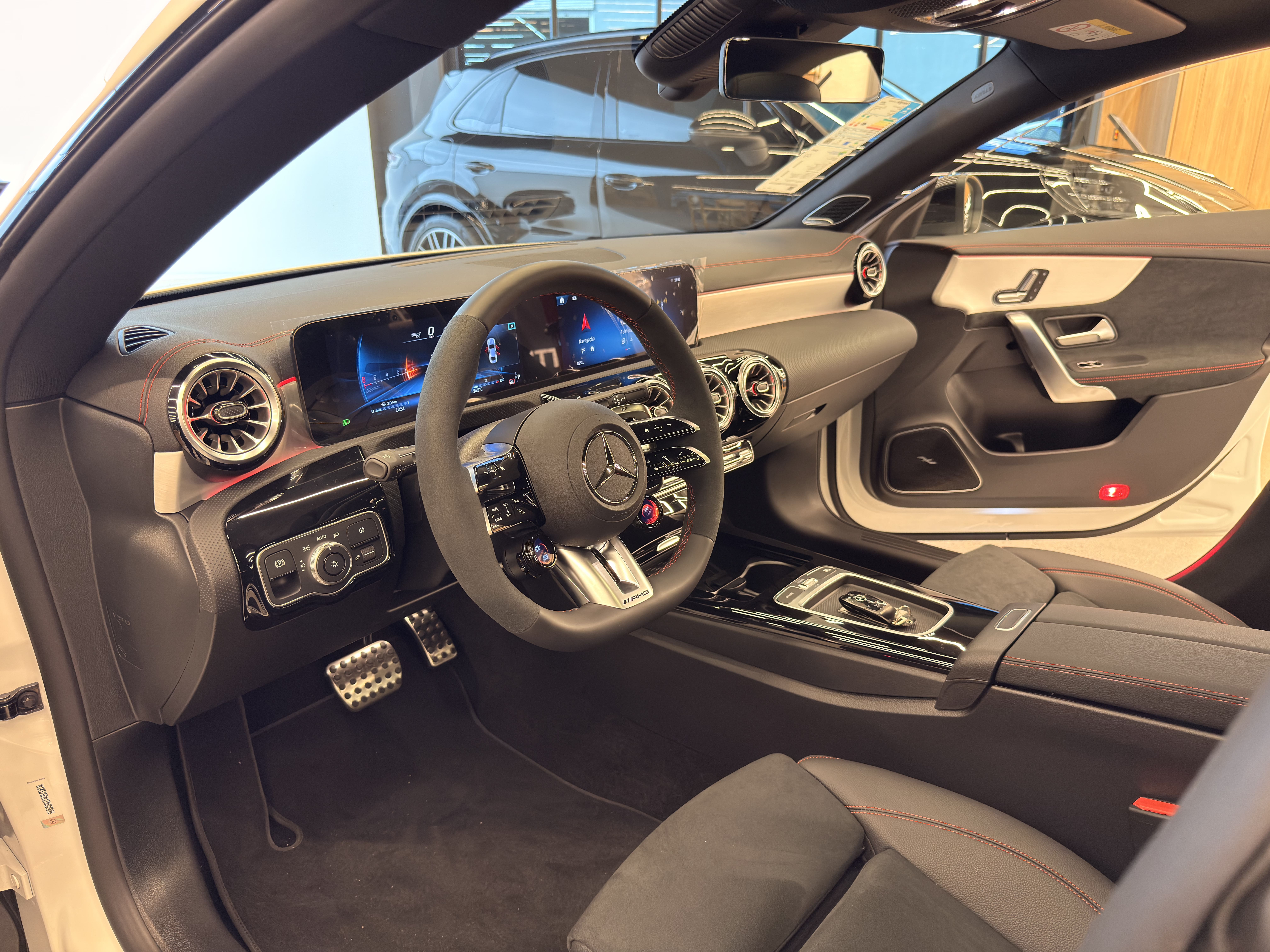 Mercedes-Benz CLA-45 2026