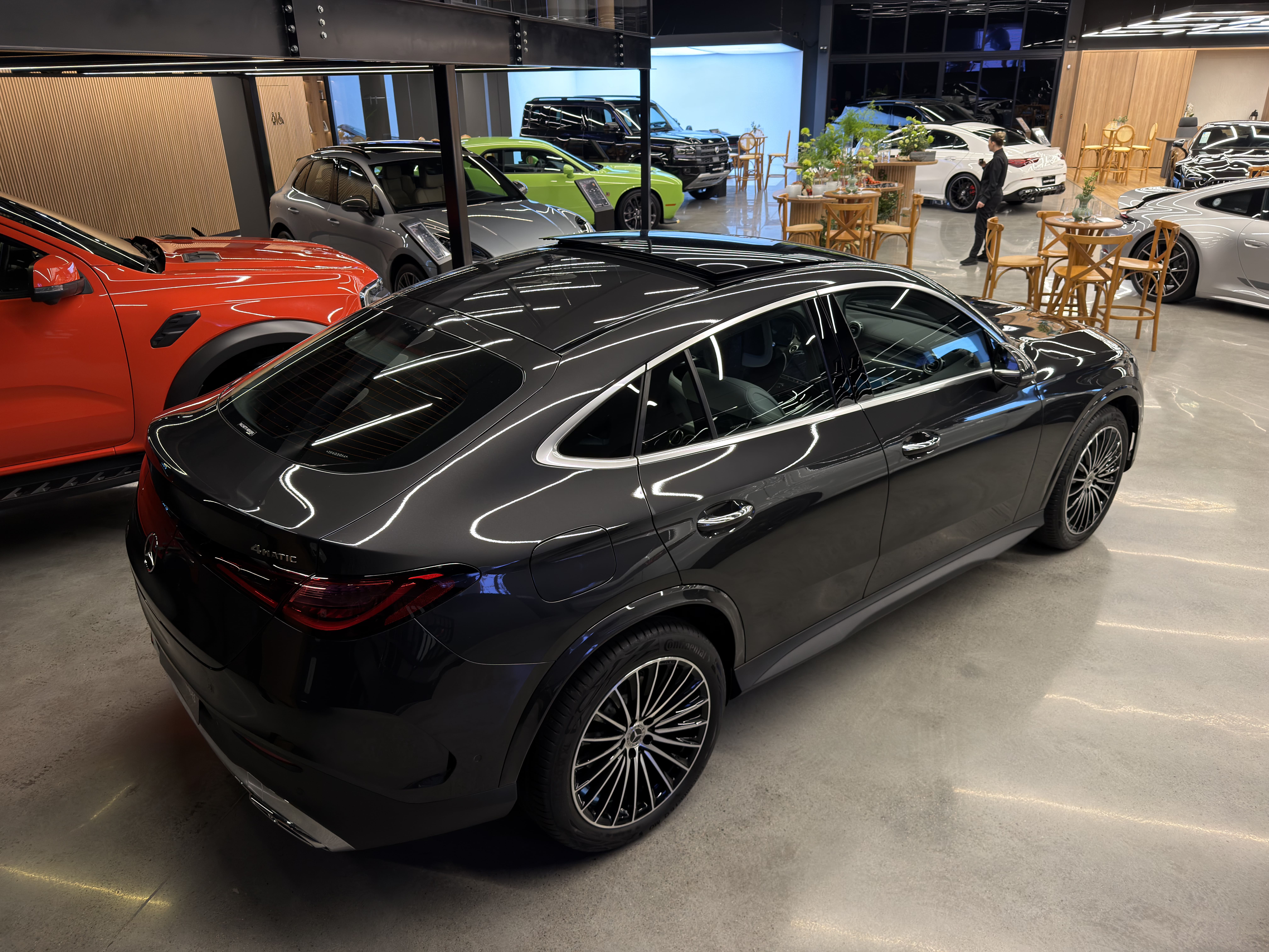 Mercedes-Benz GLC-300 2026