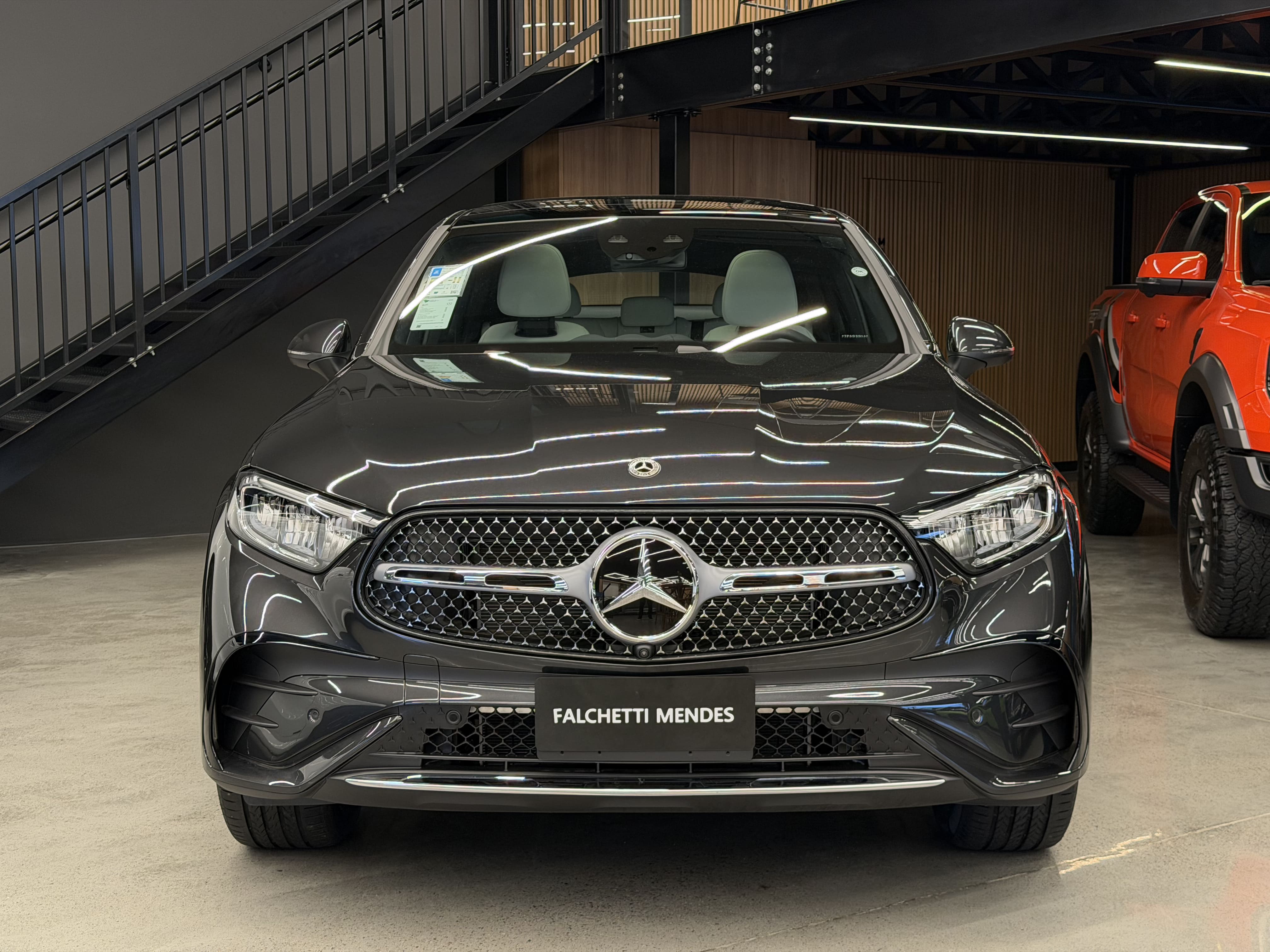 Mercedes-Benz GLC-300 2026