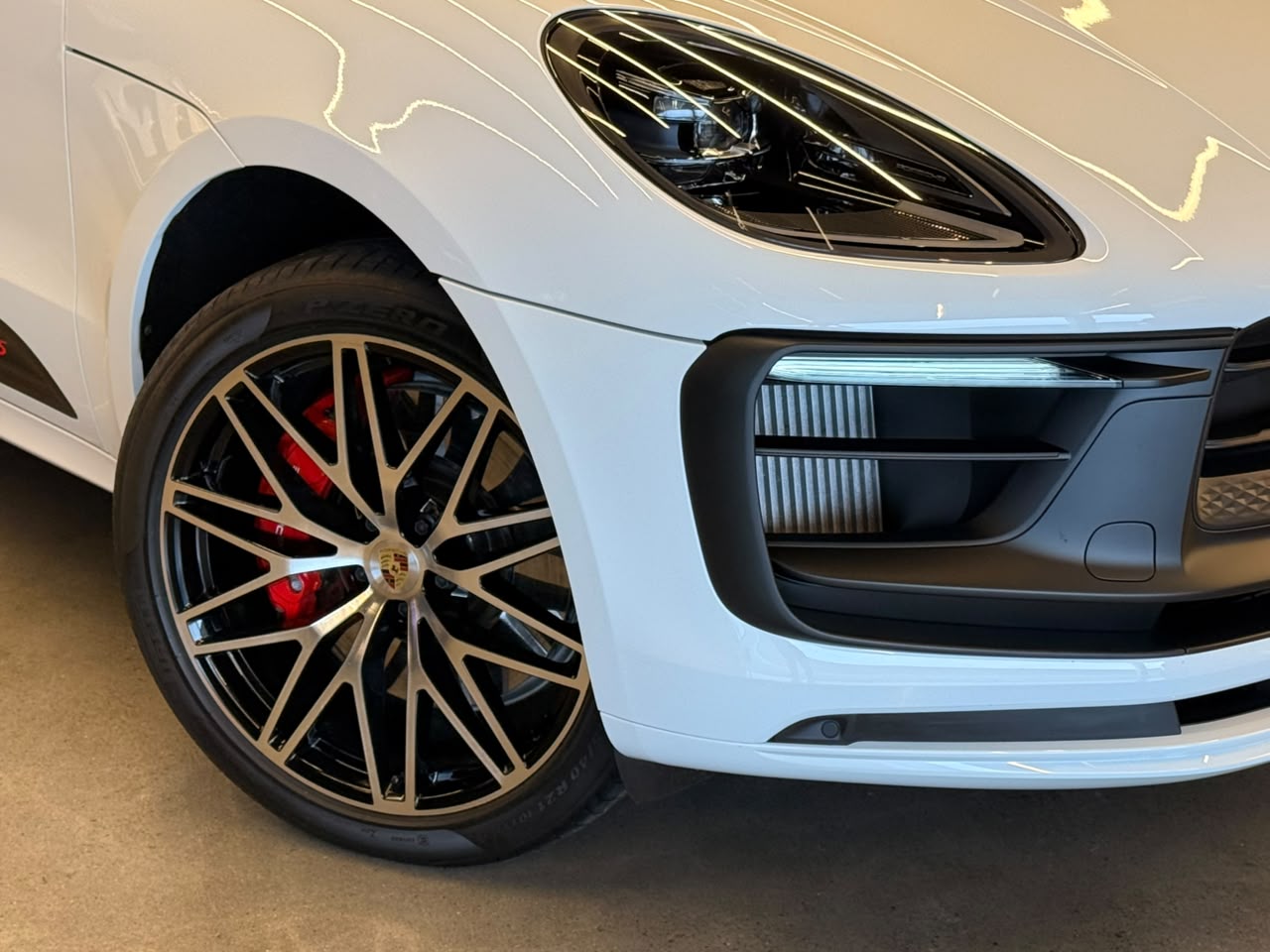 Porsche Macan 2024