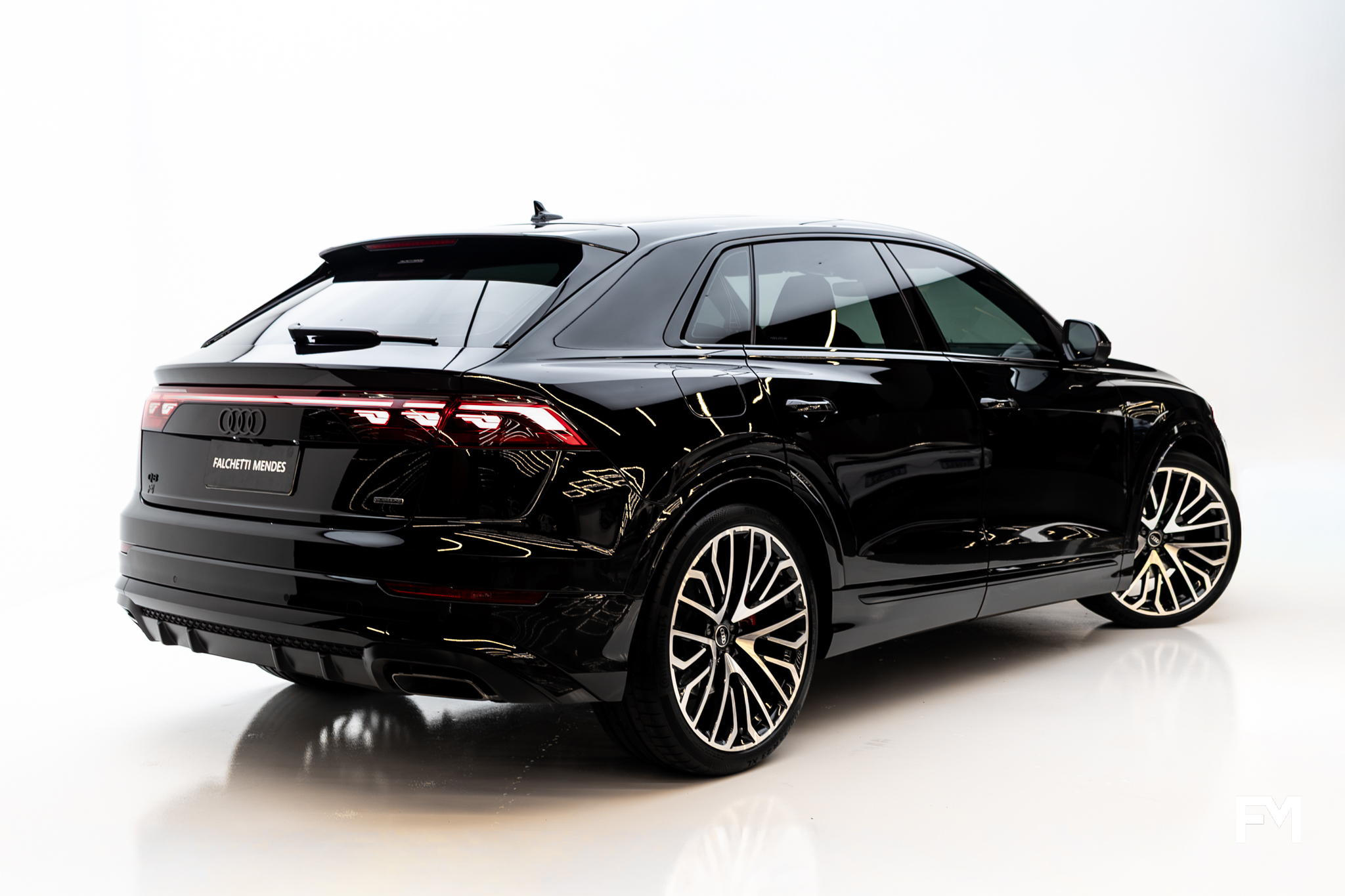 Audi Q8 2025