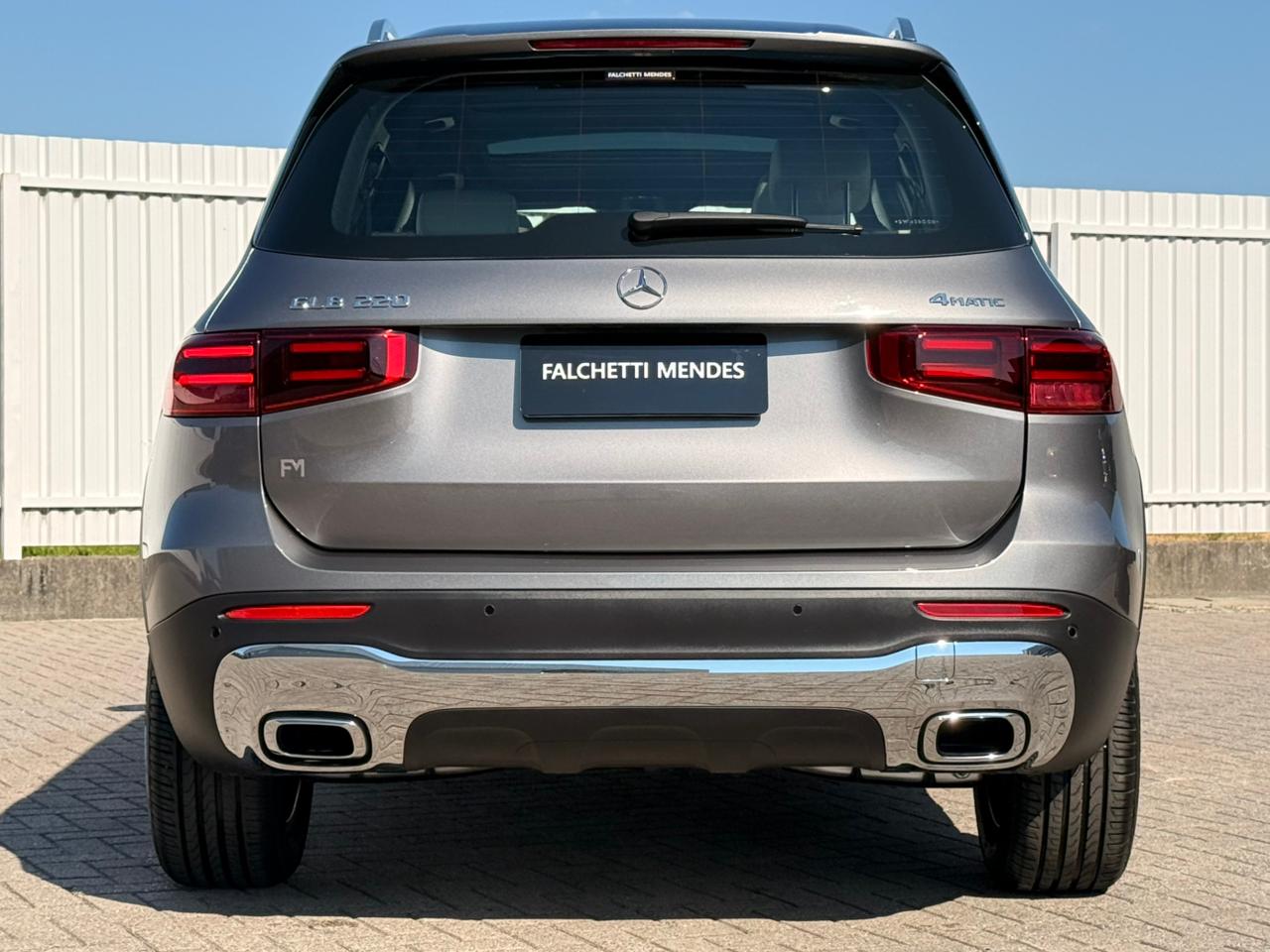 Mercedes-Benz GLB 2025