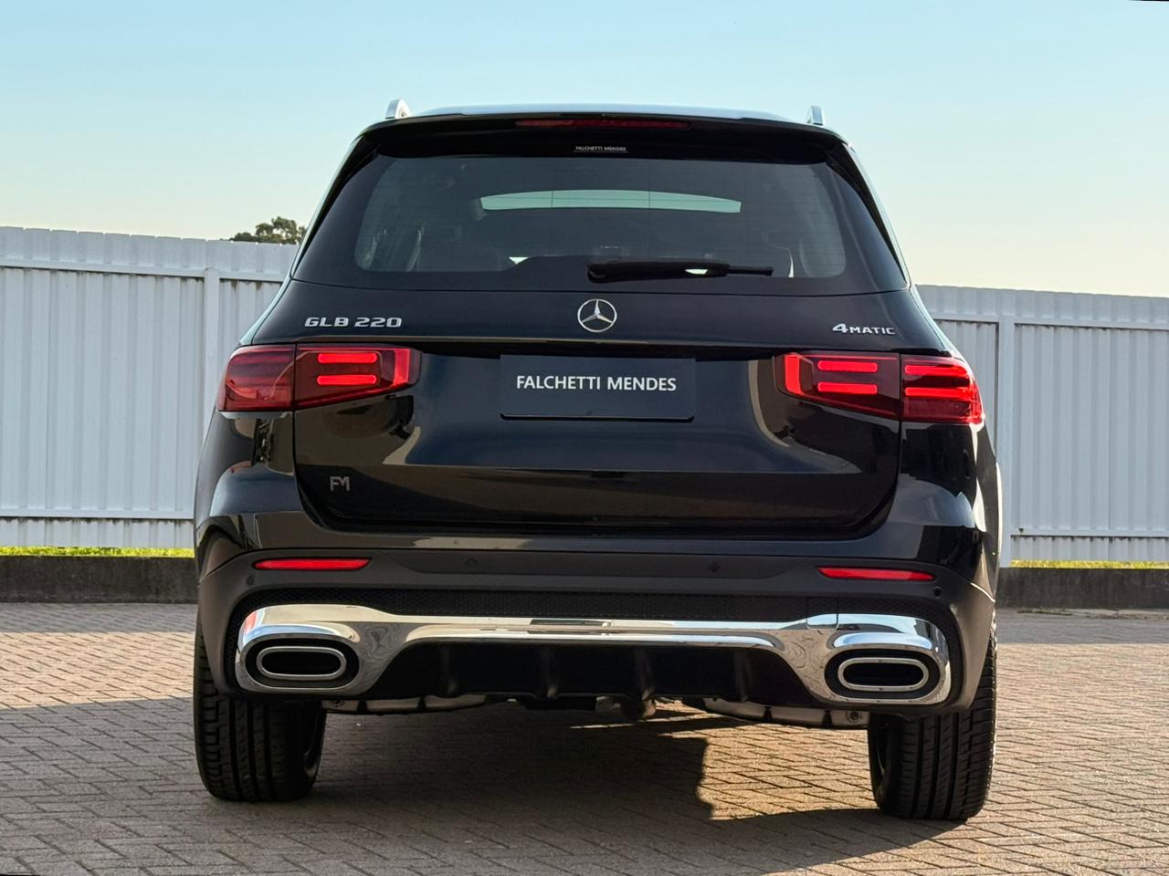 Mercedes-Benz GLB 2025