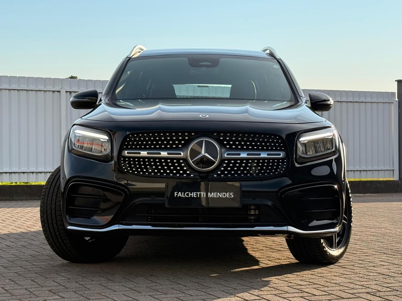 Mercedes-Benz GLB 2025
