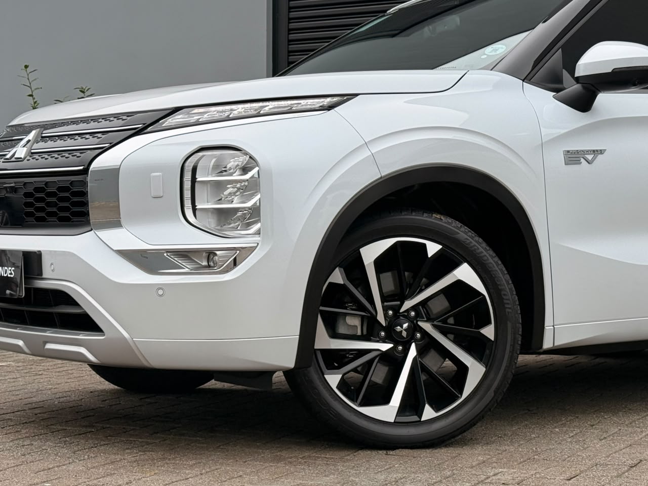 Mitsubishi Outlander 2026