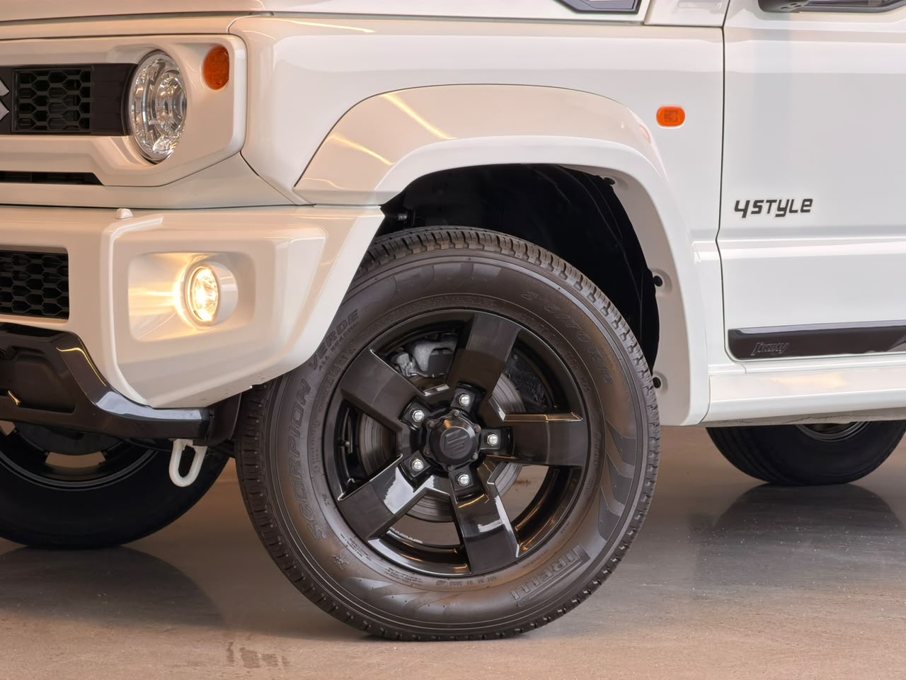 Suzuki Jimny 2024