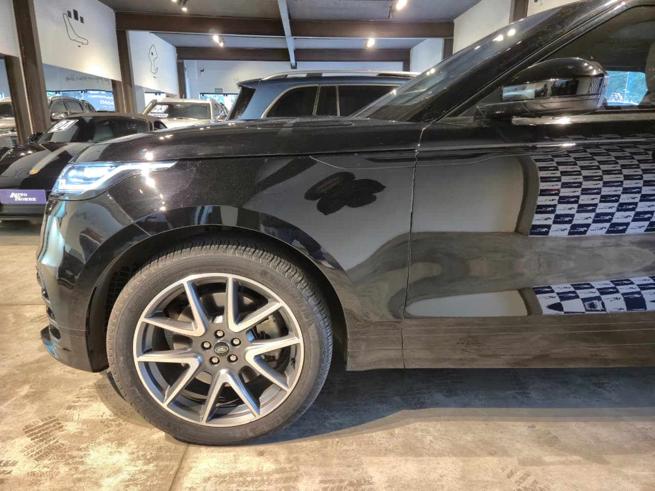 Land Rover Range Rover Velar 2023