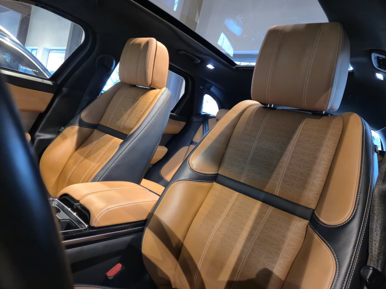 Land Rover Range Rover Velar 2023