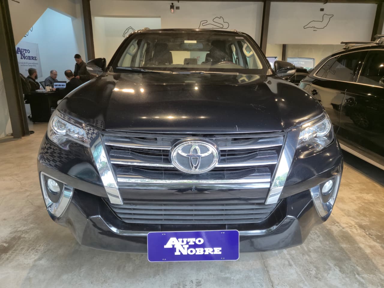 Toyota Hilux SW4 2017