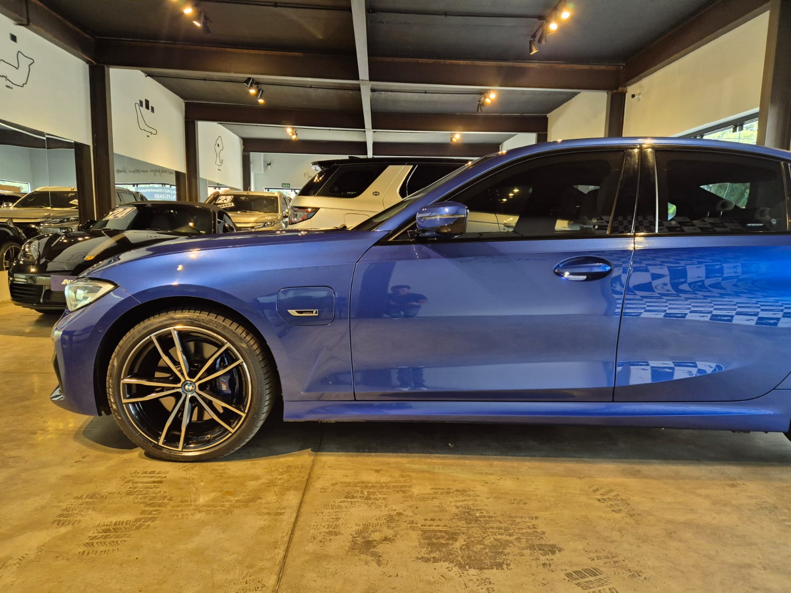 BMW 330e 2022