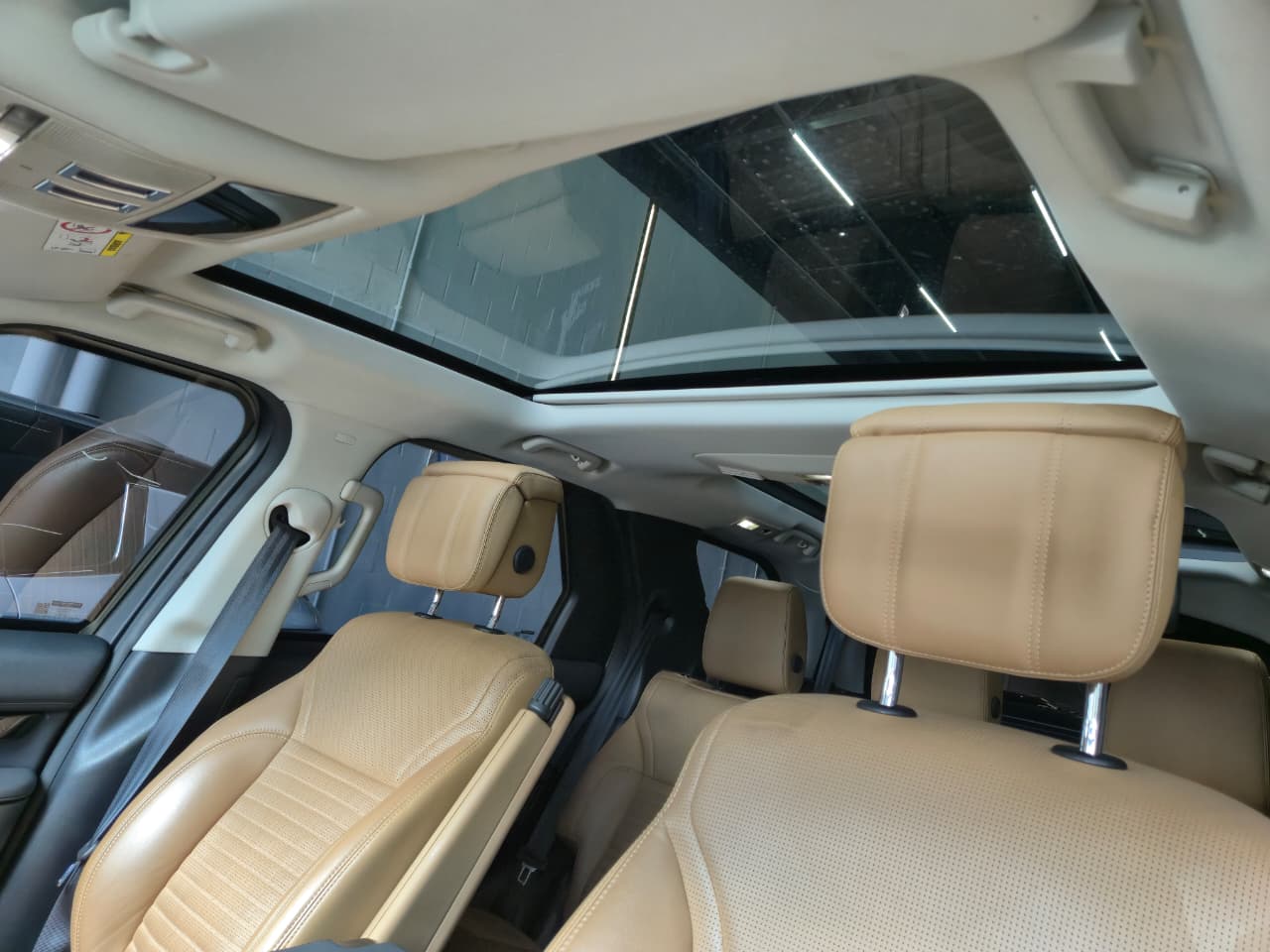 Land Rover Discovery 2022