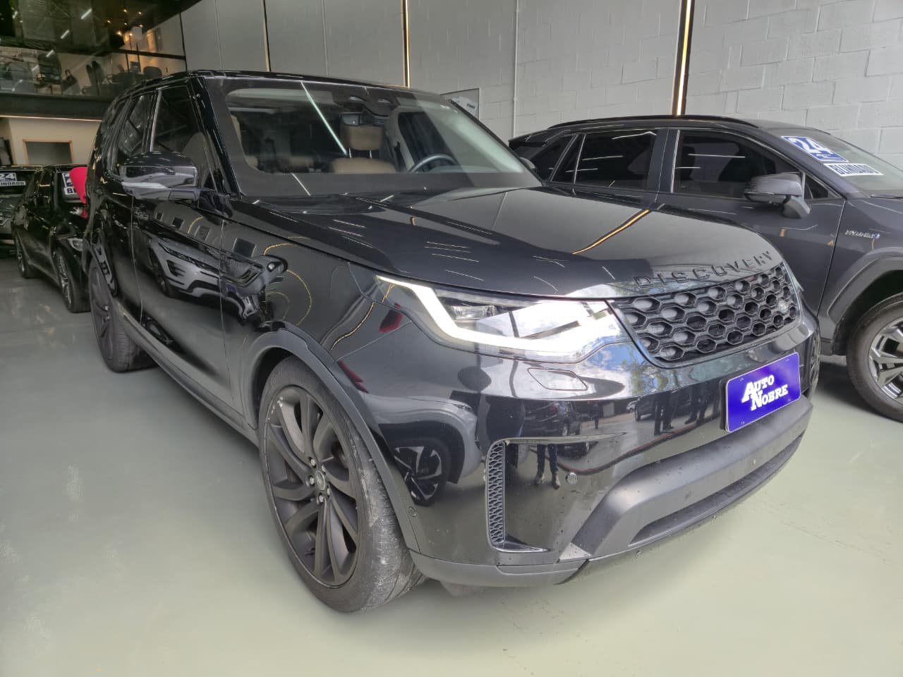 Land Rover Discovery 2022