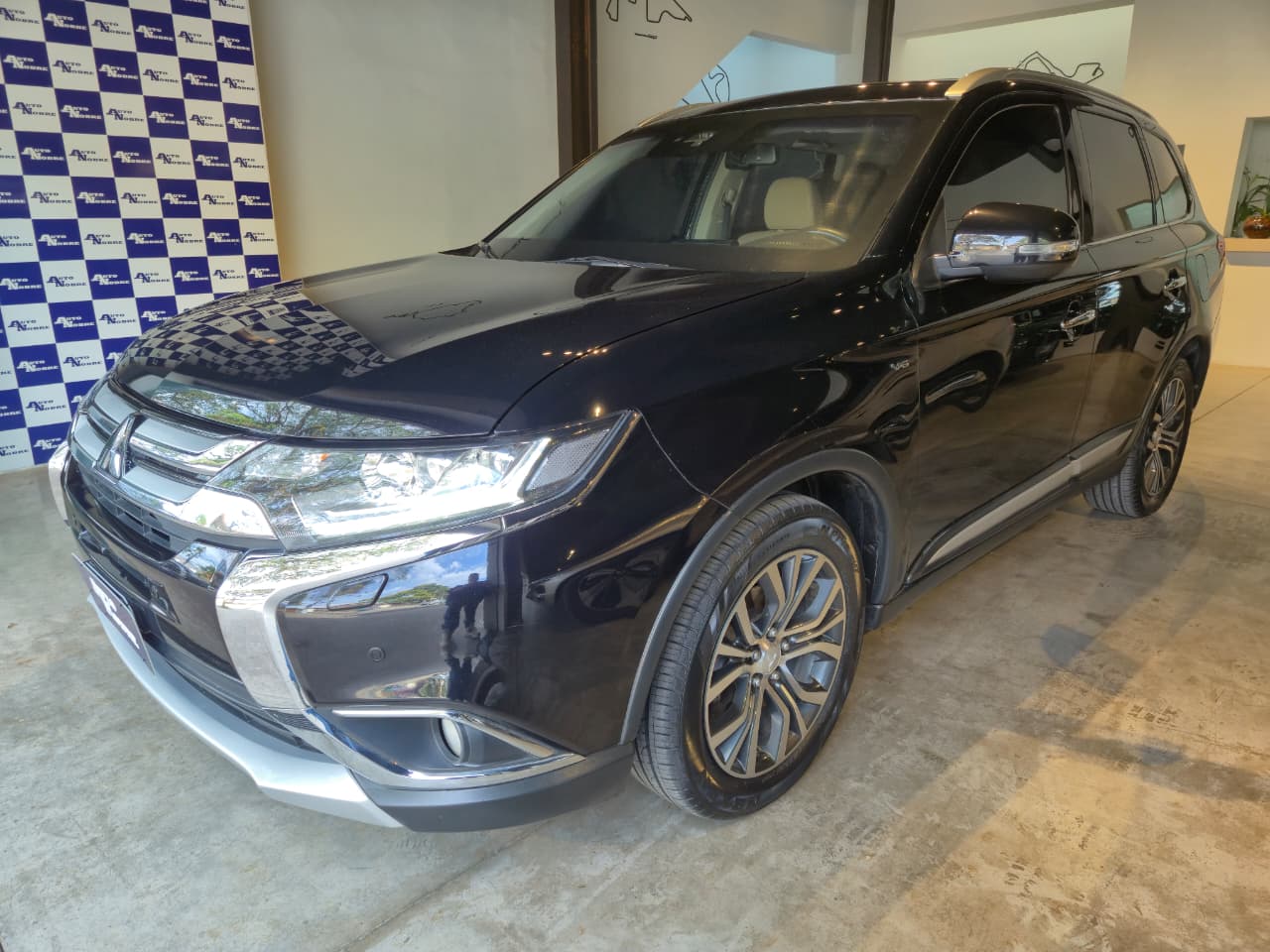 Mitsubishi Outlander 2018