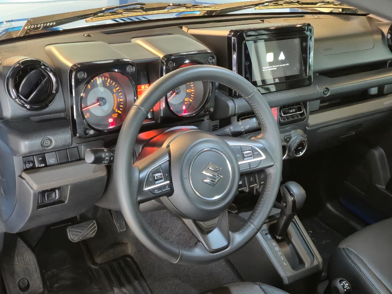 Suzuki Jimny 2025