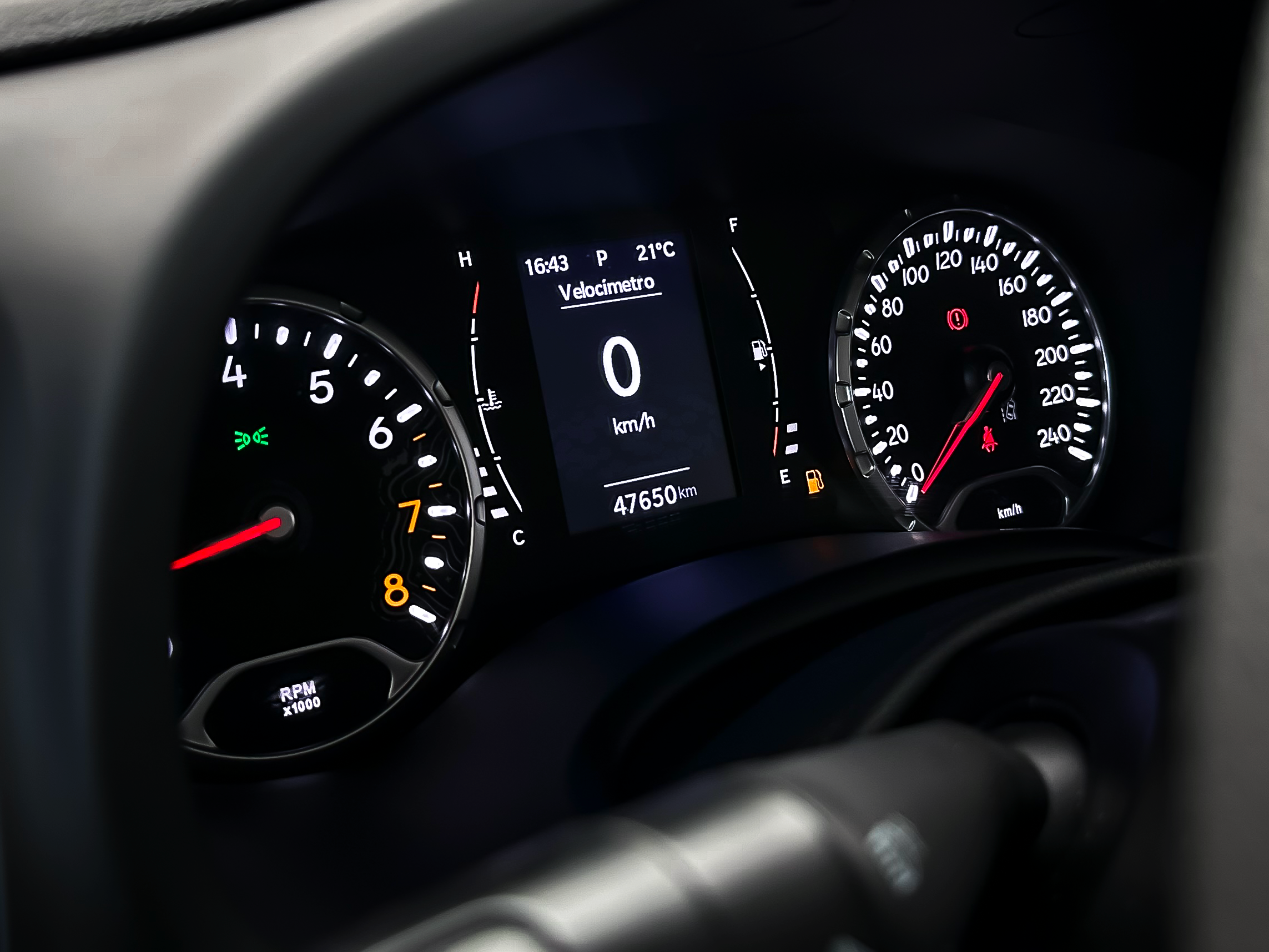 Jeep Renegade Sport T270 1.3 Tb 4X2 Flex Aut. - foto 12
