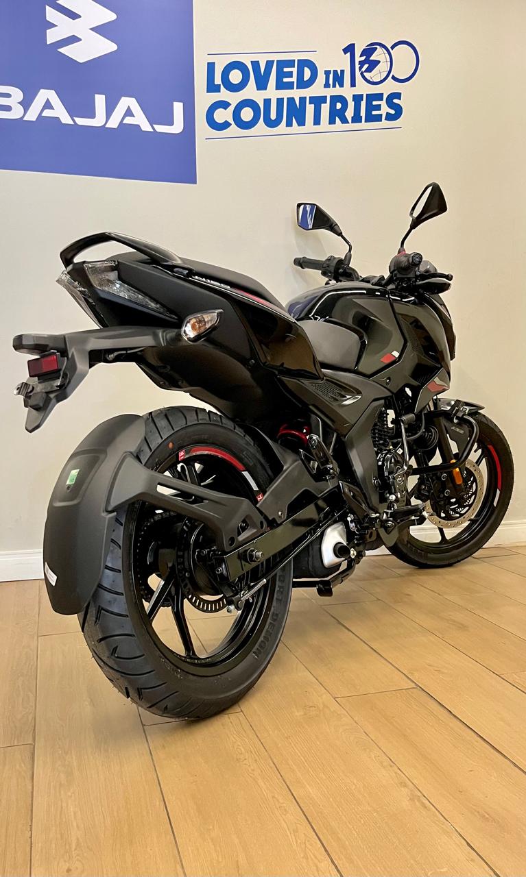 BAJAJ Pulsar N150 2026