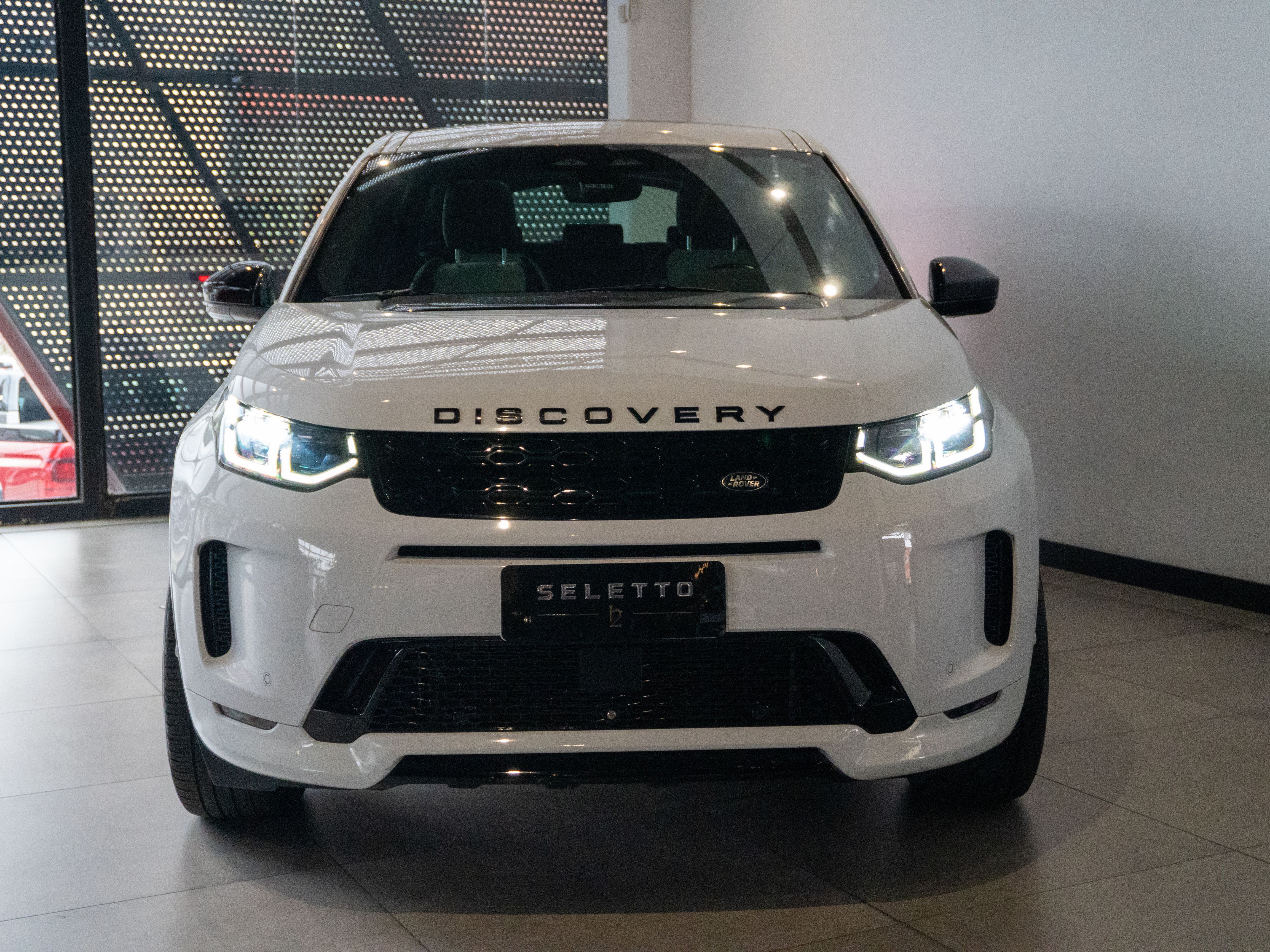 Land Rover Discovery Sport 2021
