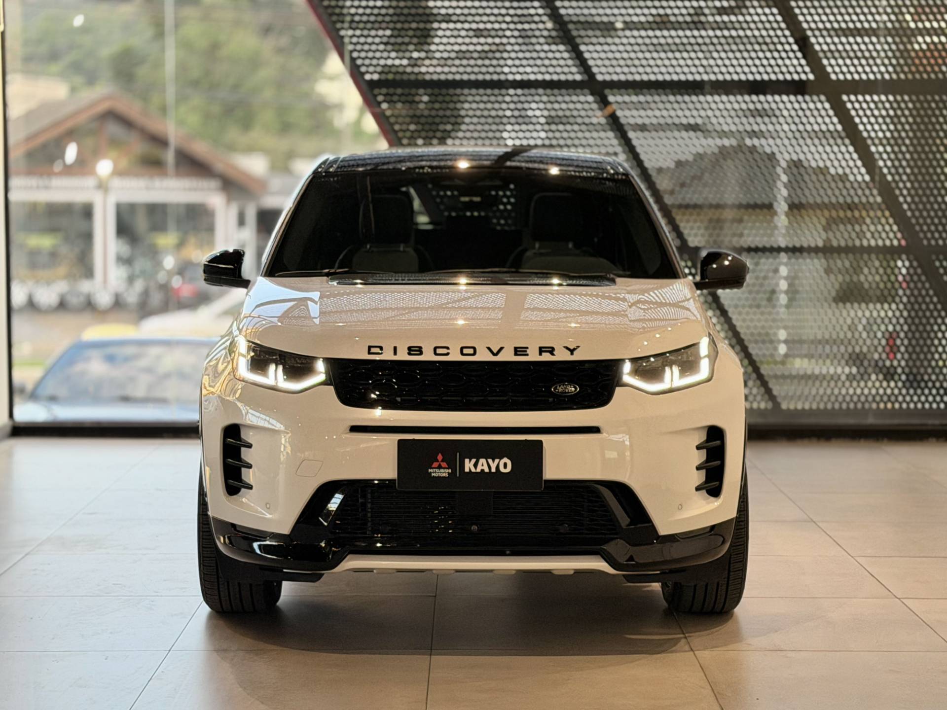 Land Rover Discovery Sport 2024