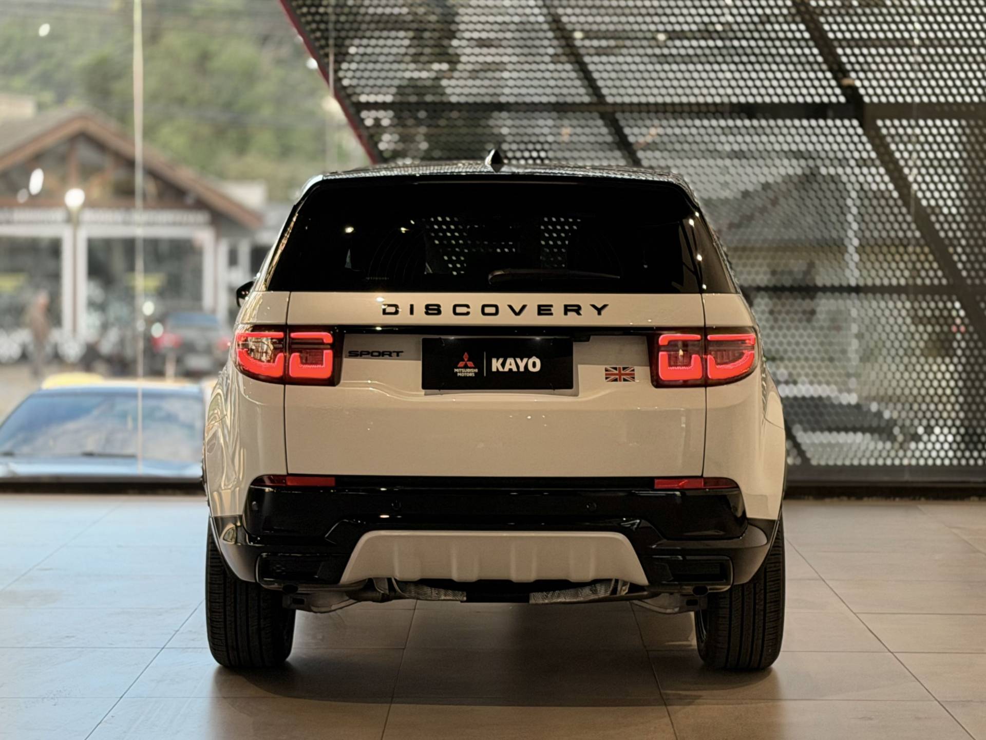 Land Rover Discovery Sport 2024
