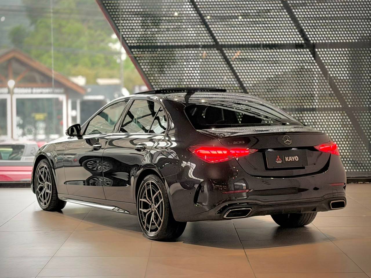 Mercedes-Benz C 300 2025