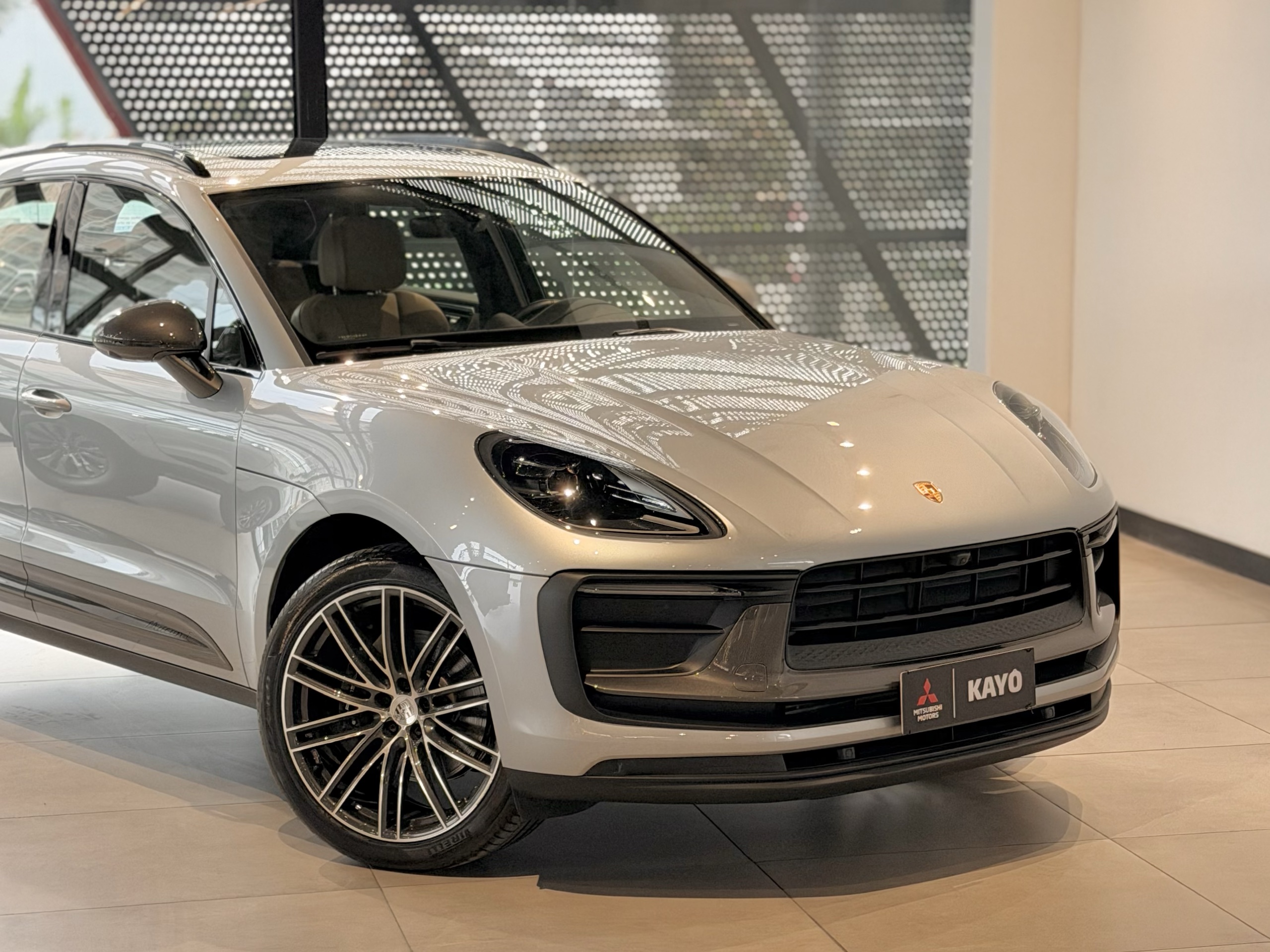 Porsche Macan 2025