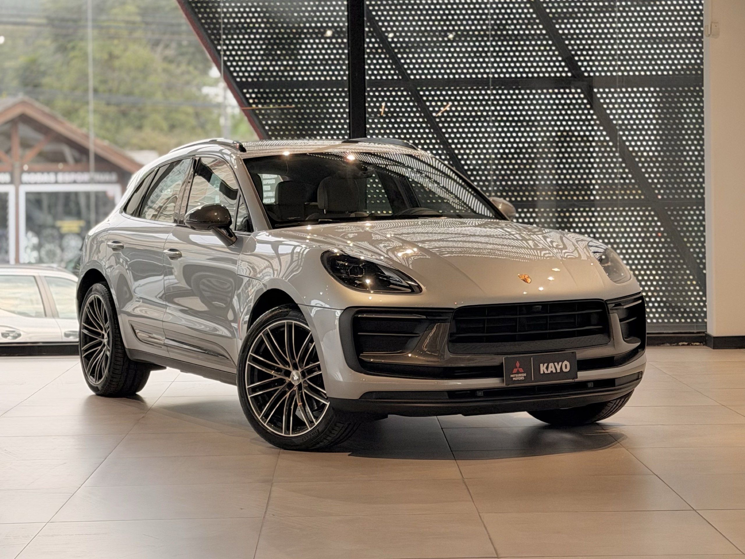 Porsche Macan 2025