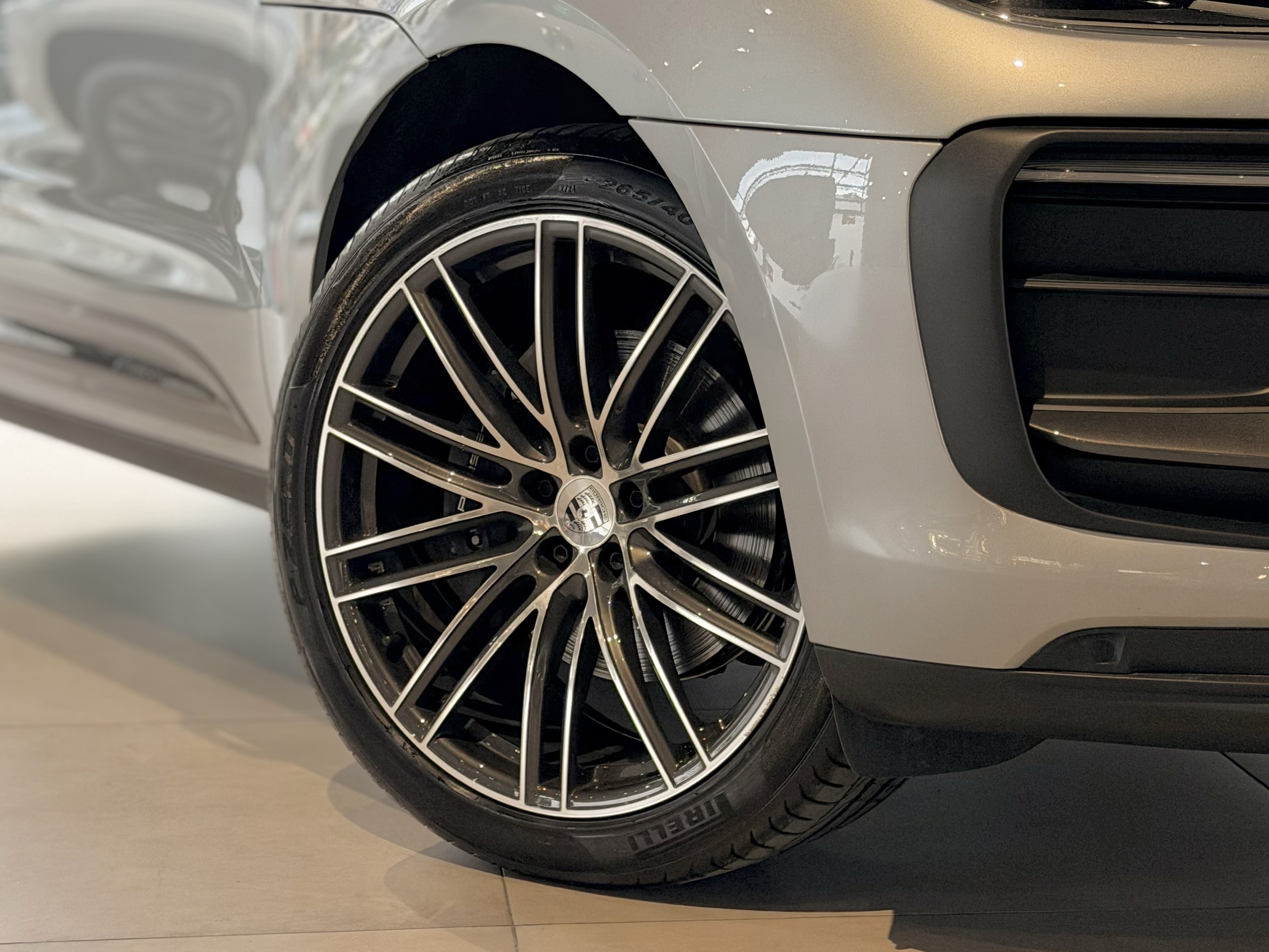 Porsche Macan 2025