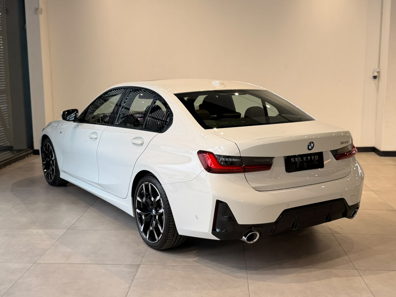 BMW 320i 2025
