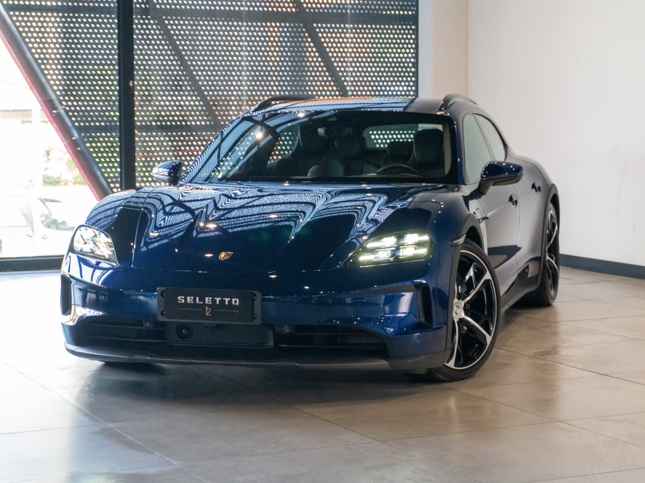Porsche Taycan 2025