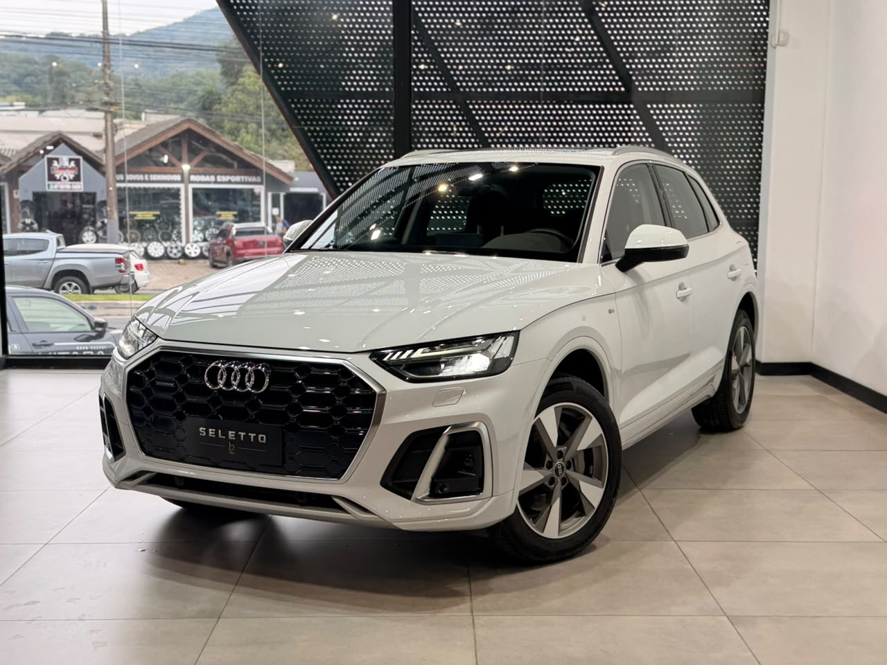 Audi Q5 2024
